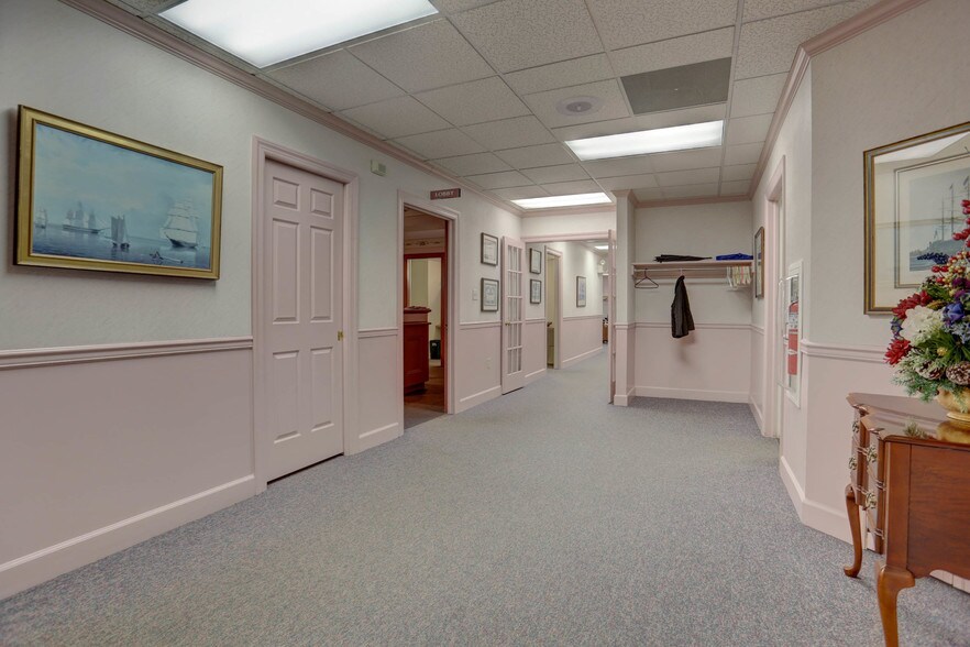 More Photos Of 930 Red Rose Ct, Lancaster Medical For Lease