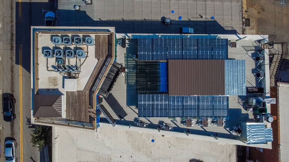 More Photos Of 21 E Athens St, Winder General Retail For Sale