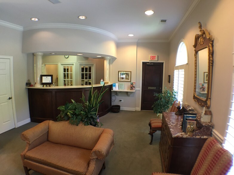 More Photos Of 3100-3106 Professional Plz, Germantown Medical For Sale