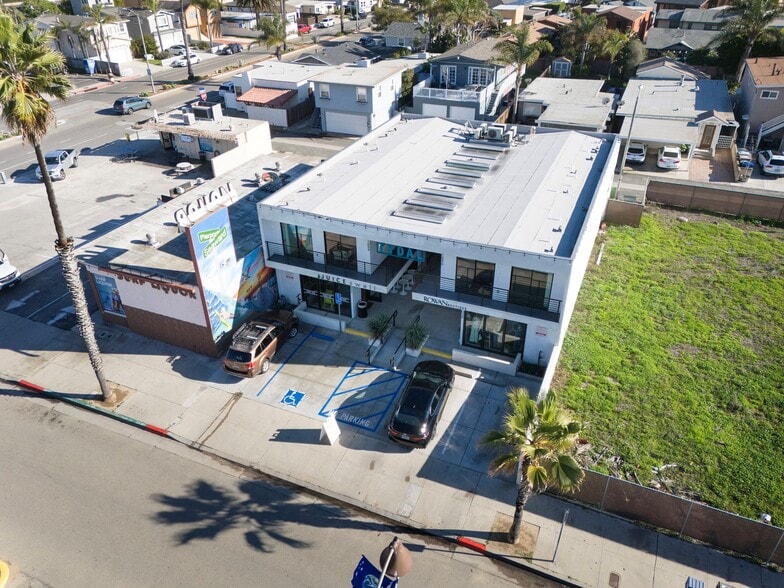 More Photos Of 1052-1058 S Seaward Ave, Ventura Storefront Retail Residential For Sale
