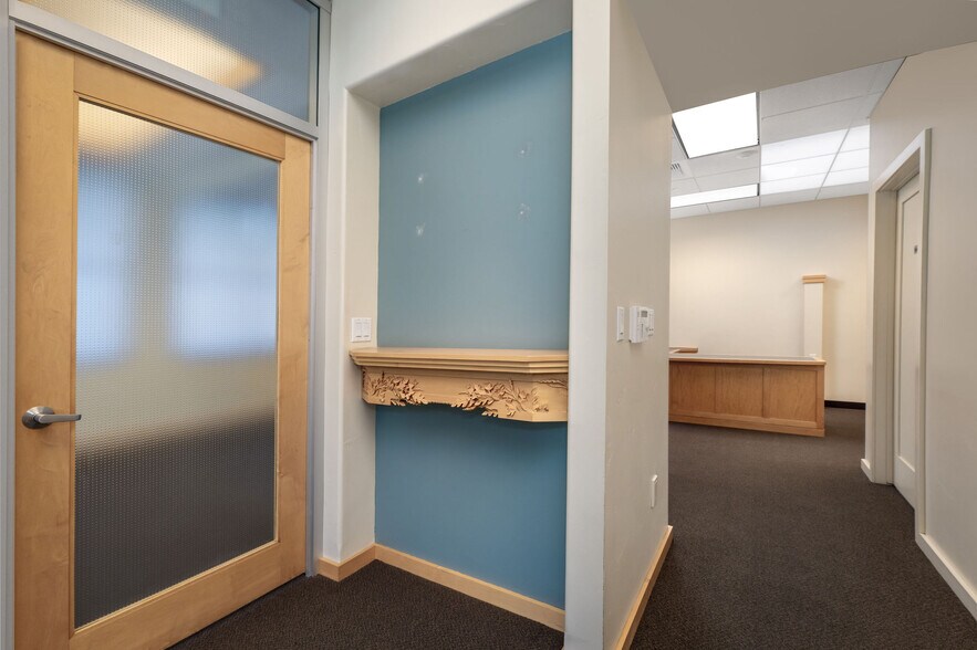 More Photos Of 345 Crown Point Cir, Grass Valley Flex For Lease