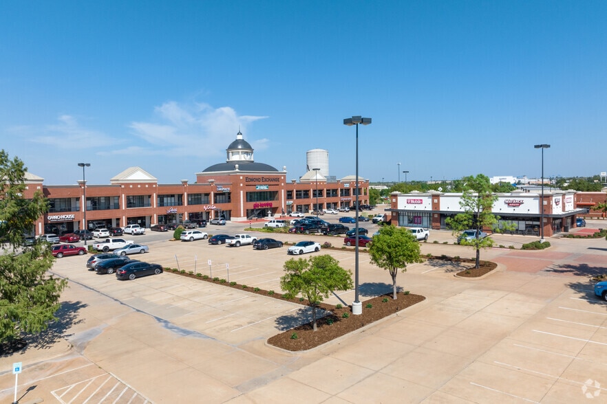 More Photos Of 3209 S Broadway, Edmond Unknown For Lease