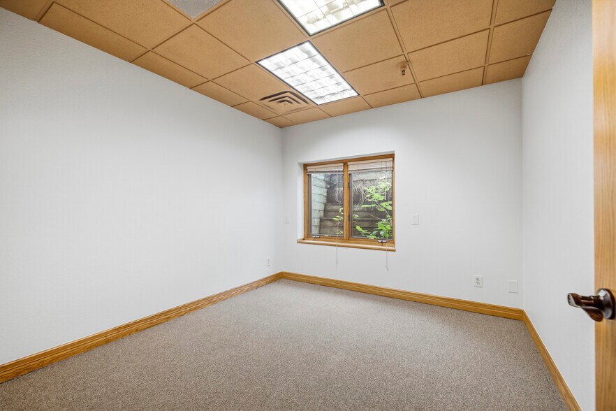 More Photos Of 4828 S College Ave, Fort Collins Office For Sale