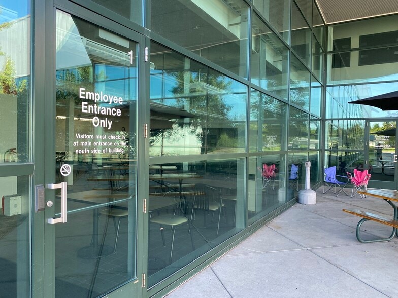 More Photos Of 100 Harbor Dr, Charlevoix Manufacturing For Sale