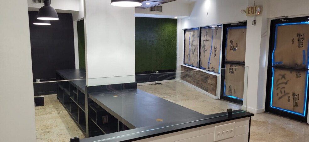 More Photos Of 2322 NE 2nd Ave, Miami Restaurant For Lease