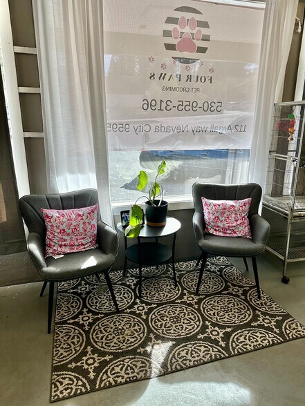 More Photos Of 104-114 Argall Way, Nevada City General Retail For Sale