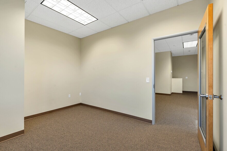 More Photos Of 3455-3499 NE John Olsen Ave, Hillsboro Flex For Sale