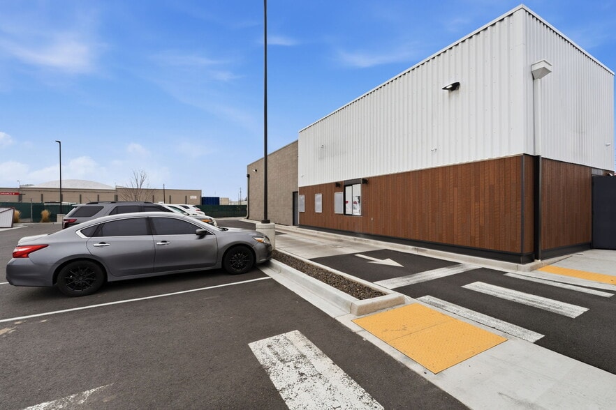 More Photos Of 1802 1st, Yakima Restaurant For Lease