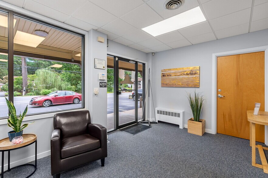 More Photos Of 859 Washington St, Easton Office For Lease