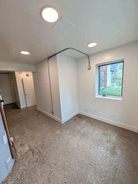 More Photos Of 3750 Main Ave, Durango Loft Creative Space For Lease