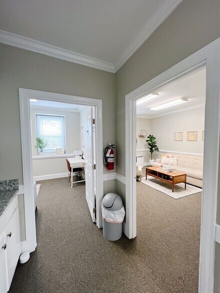 More Photos Of 172-182 Mine Lake Ct, Raleigh Office For Sale