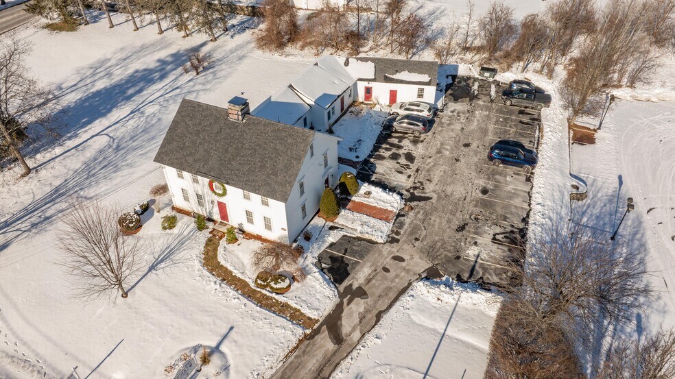 More Photos Of 2 Ash St, Hollis Office For Lease