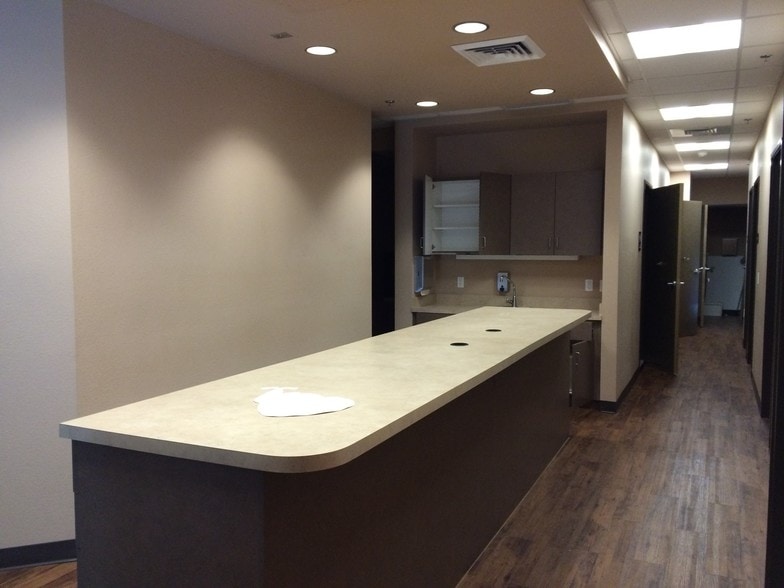 More Photos Of 2428 E Apache Blvd, Tempe Medical For Lease