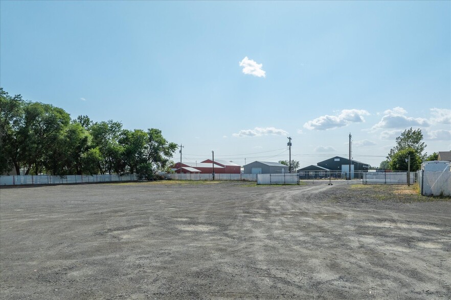 More Photos Of 1927 S Garfield Rd, Airway Heights Warehouse For Sale