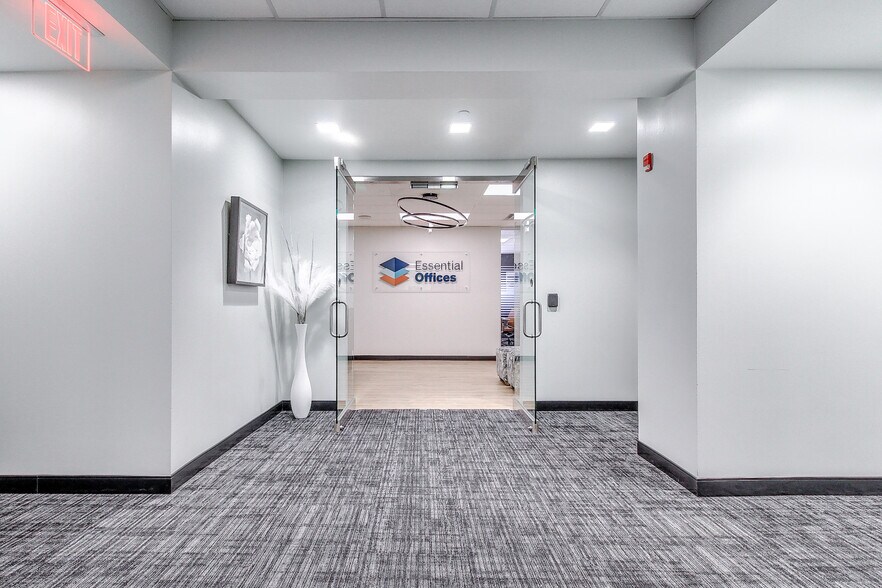 More Photos Of 3030 NW Expressway, Oklahoma City Coworking Space