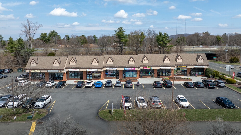 More Photos Of 17 Farmington Ave, Plainville General Retail For Sale