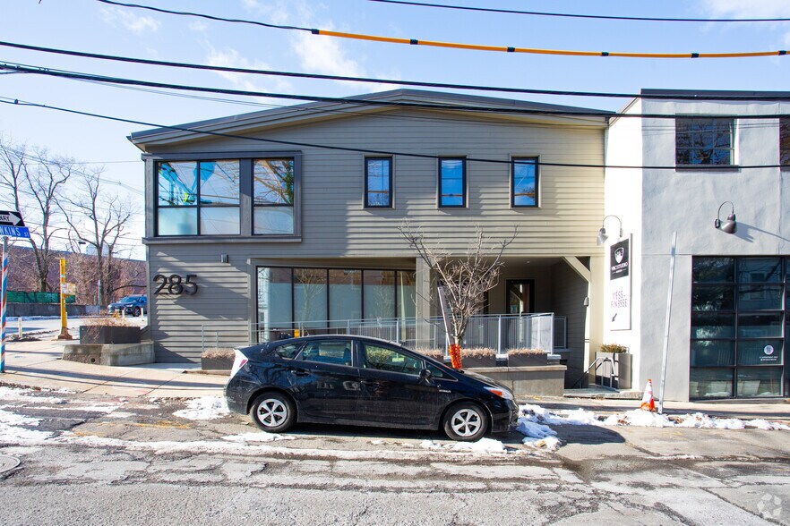 More Photos Of 285 Washington St, Somerville Loft Creative Space For Lease