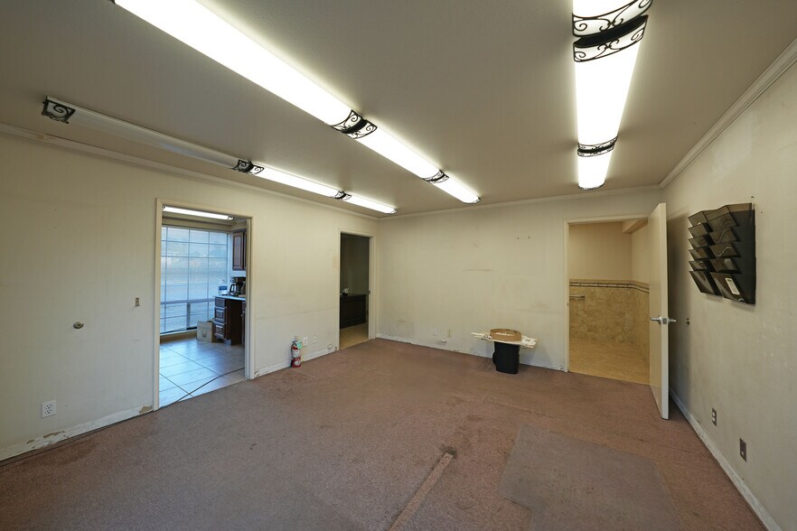 More Photos Of 974 Griffin St, Grover Beach Warehouse For Lease