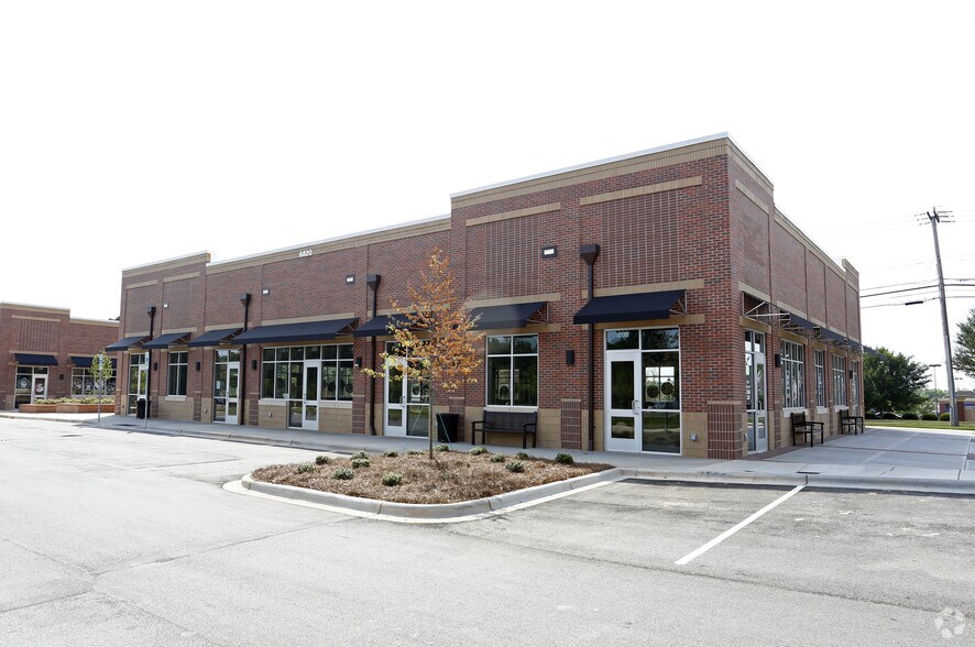 More Photos Of 6828 Matthews Mint Hill Rd, Mint Hill Unknown For Lease