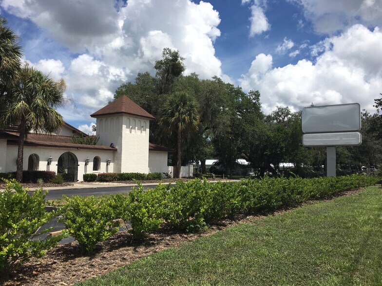 More Photos Of 5431 E Silver Springs Blvd, Silver Springs Office For Lease