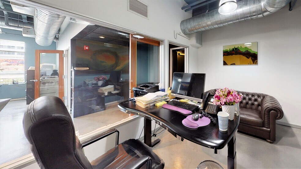 More Photos Of 6253 Hollywood Blvd, Los Angeles Loft Creative Space For Sale