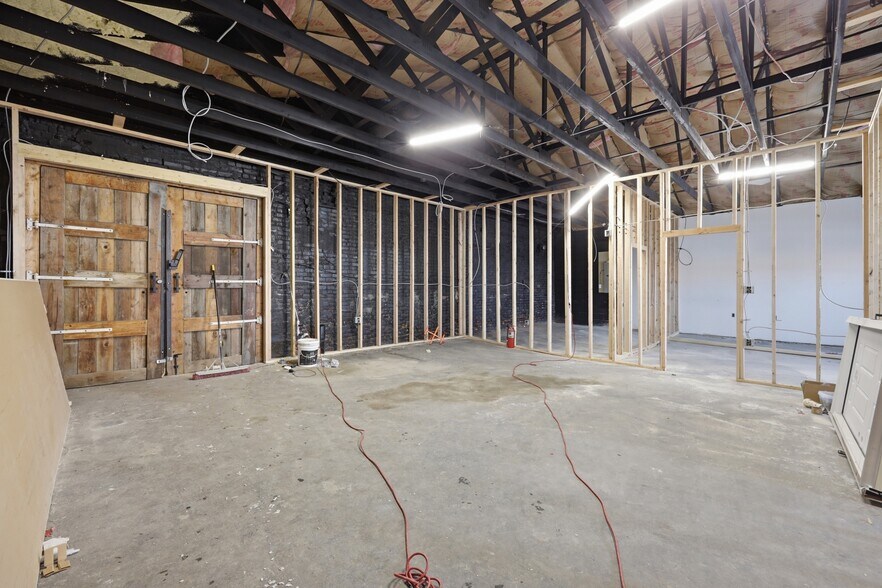 More Photos Of 688 E Eagle St, Buffalo Warehouse For Sale