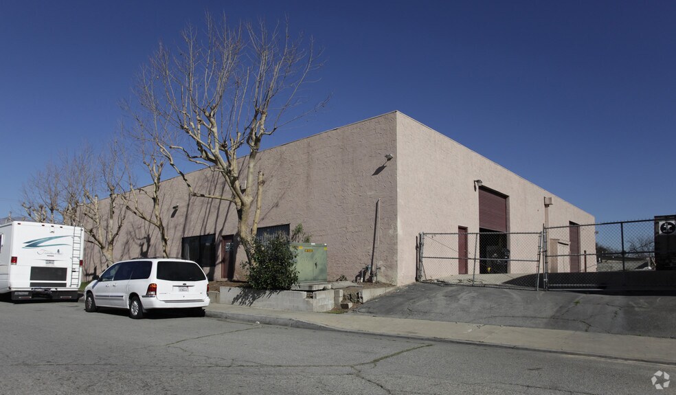 More Photos Of 1345 W Holt Blvd, Ontario Freestanding For Lease