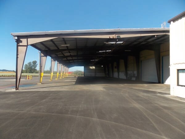 More Photos Of 15561 SW Oregon St, Sherwood Warehouse For Lease