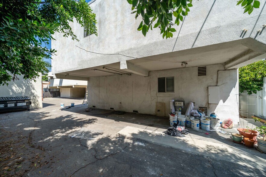 More Photos Of 14716 Magnolia Blvd, Sherman Oaks Apartments For Sale