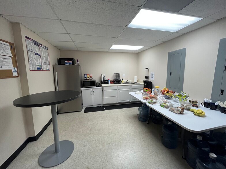 More Photos Of 5920 S Miami Blvd, Morrisville Office For Sale