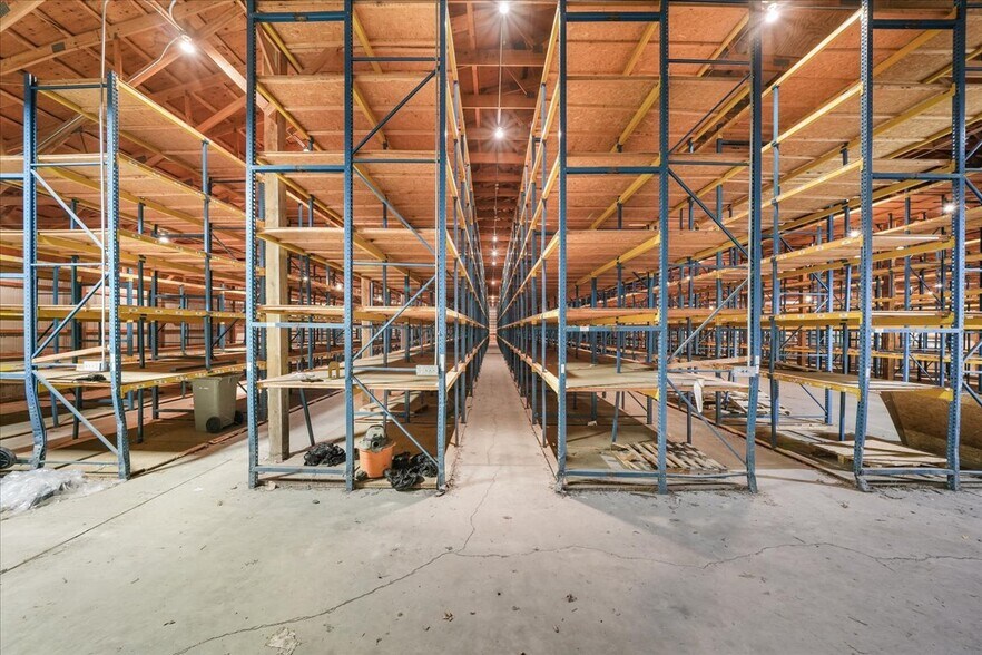 More Photos Of 16 County Route 93, New Hampton Warehouse For Lease