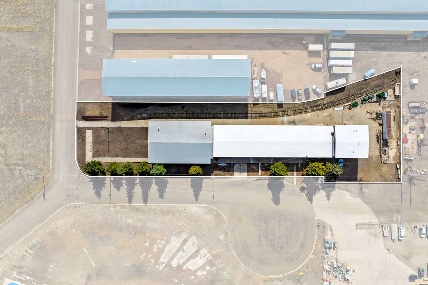 More Photos Of 700 Keogh Ct, Great Falls Light Distribution For Sale