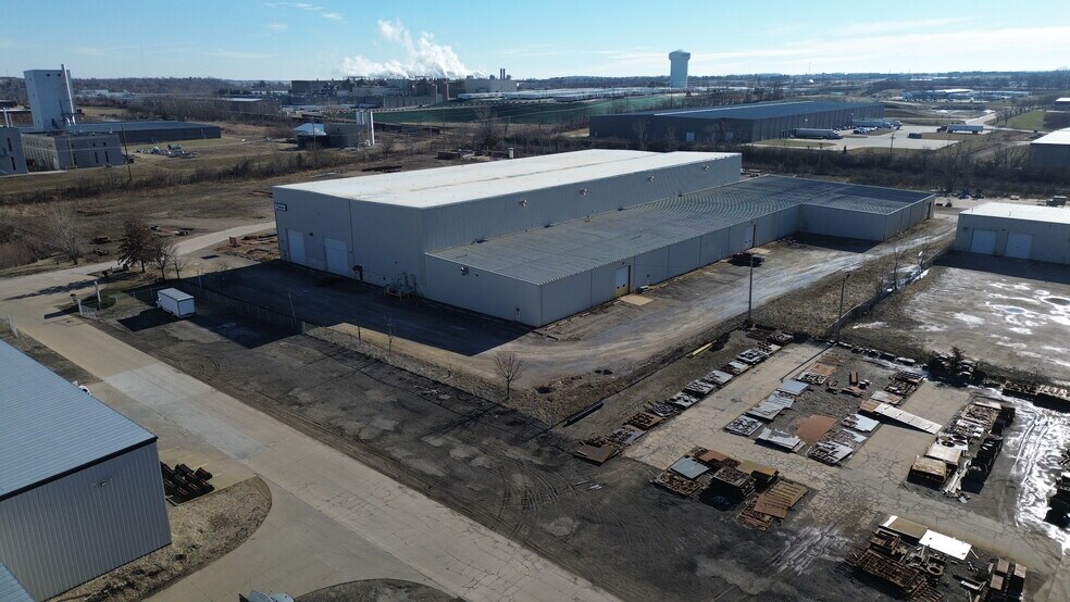 More Photos Of 4200 Thomas Dr SW, Cedar Rapids Warehouse For Sale