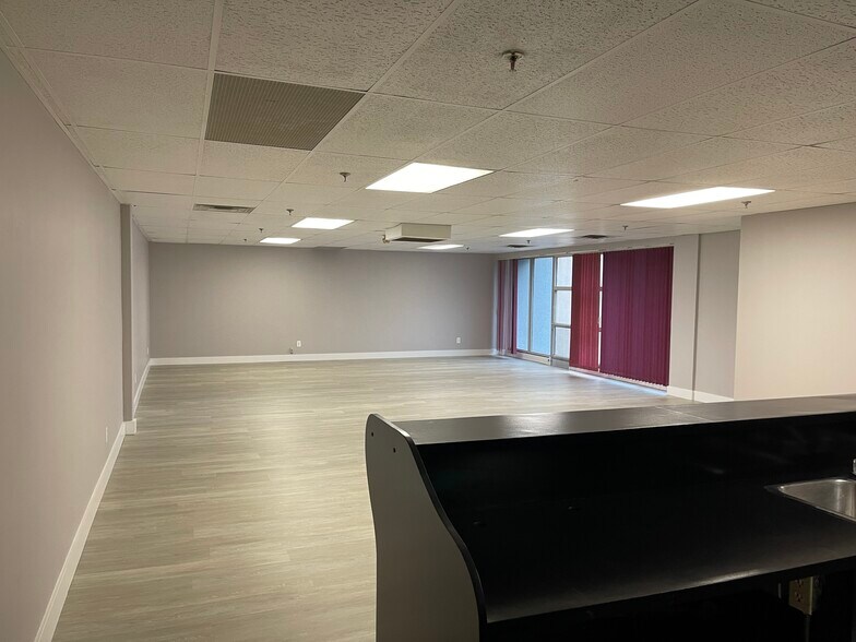 More Photos Of 130 Industry St, Toronto Showroom For Lease