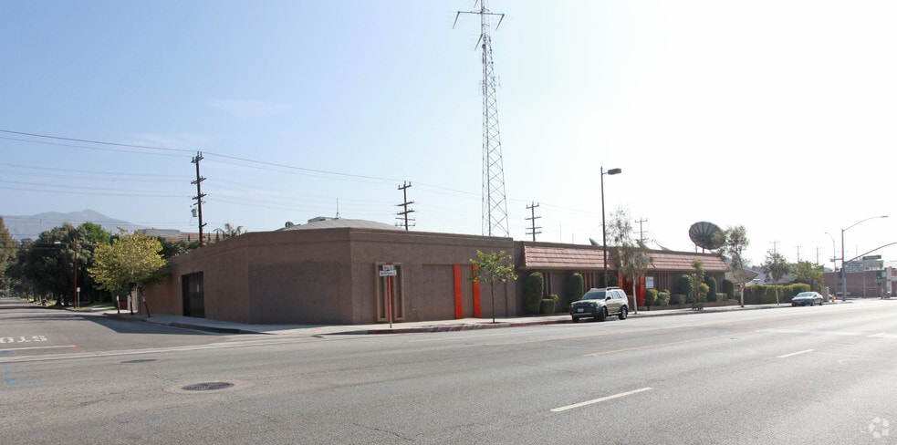 More Photos Of 6246 San Fernando Rd, Glendale Radio TVTransmission Facilities For Sale