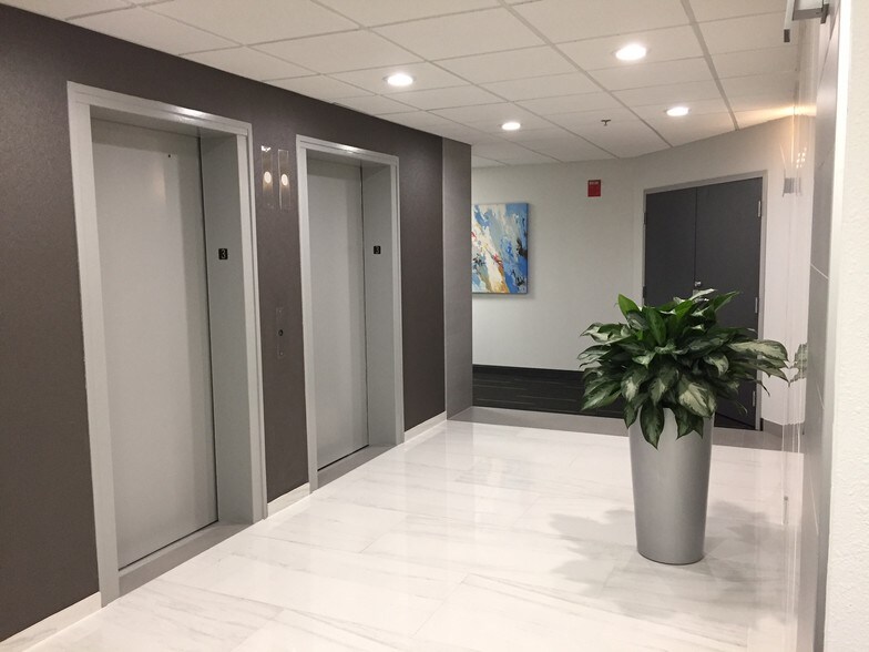 More Photos Of 225 S Westmonte Dr, Altamonte Springs Unknown For Lease