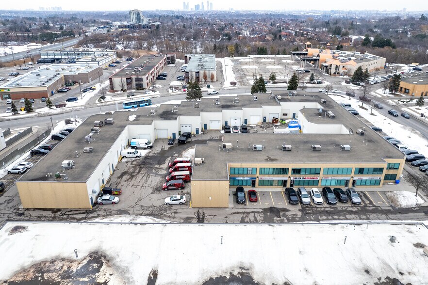 More Photos Of 120 Woodstream Blvd, Vaughan Industrial For Lease