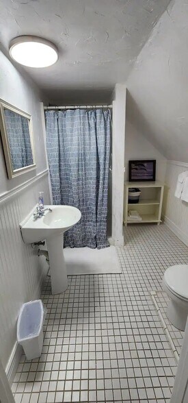 More Photos Of 304 15th St W, Bradenton Specialty For Sale