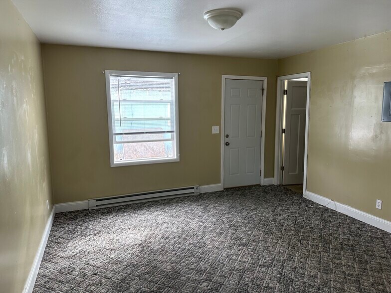 More Photos Of 313 Sheridan St, Plentywood Apartments For Sale