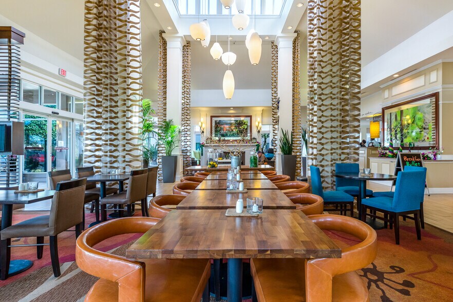 More Photos Of 4535 Williams Blvd, Kenner Hotel For Sale