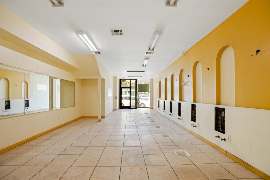 More Photos Of 1411-1419 Westwood Blvd, Los Angeles Storefront Retail Office For Lease