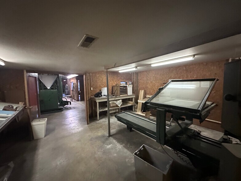 More Photos Of 388 Highway 62 E, Salem Warehouse For Sale