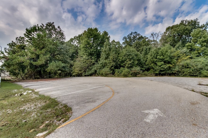 More Photos Of 3328 Rice Mine Rd NE, Tuscaloosa Flex For Lease