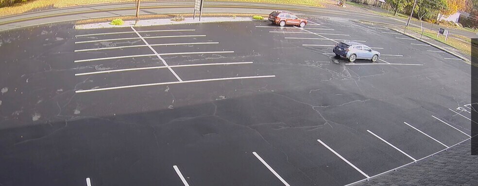 More Photos Of 484 Main St, Hampden Office For Lease