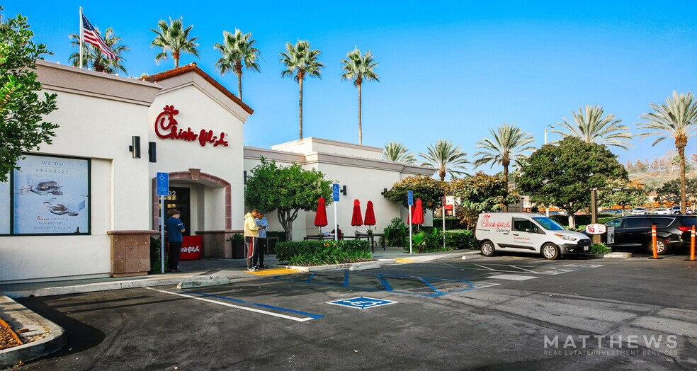 More Photos Of 26762 Portola Pky, Foothill Ranch General Retail For Sale