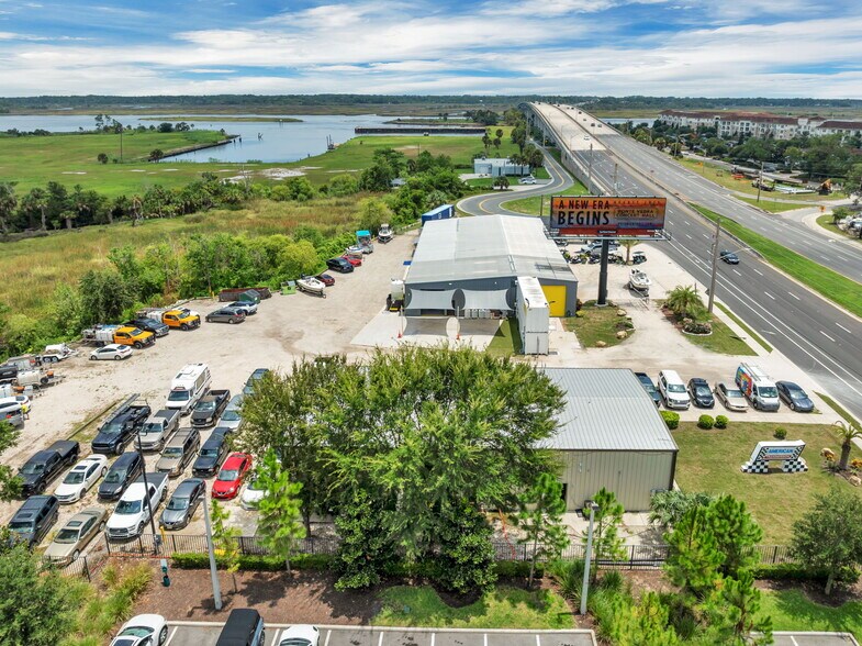 More Photos Of 13755 Atlantic Blvd, Jacksonville Light Manufacturing For Lease