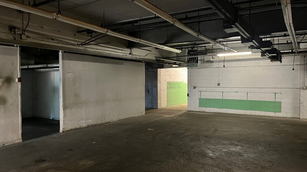 More Photos Of 304 Seaview Ave, Bridgeport Manufacturing For Lease