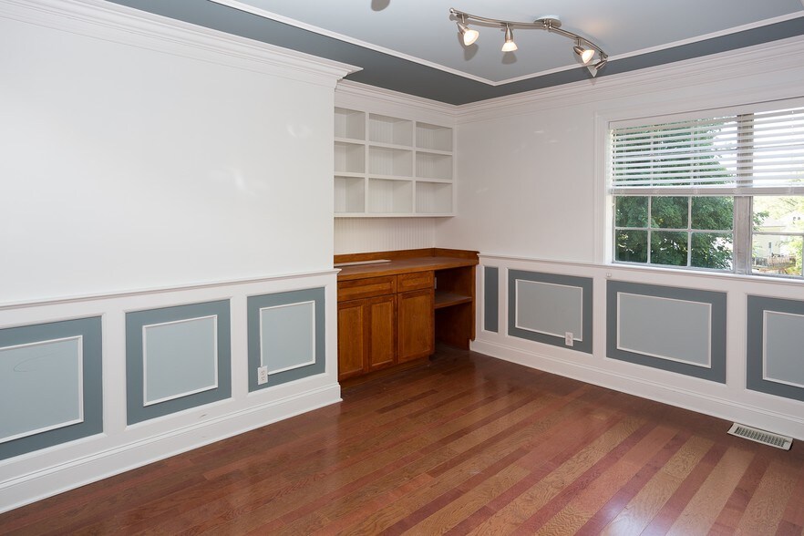 More Photos Of 40 W Main St, Mount Kisco Office For Lease