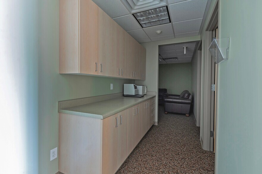 More Photos Of 821 E 400 S, Salt Lake City Storefront Retail Office For Sale