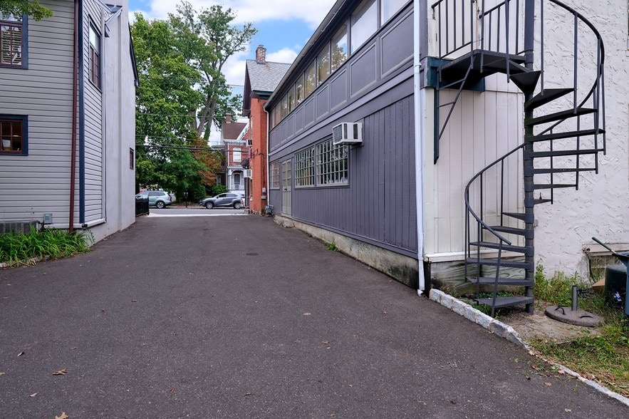 More Photos Of 67 Bridge St, Lambertville Storefront For Sale